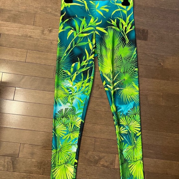 Versace Jungle Print Leggings - Picture 3 of 10